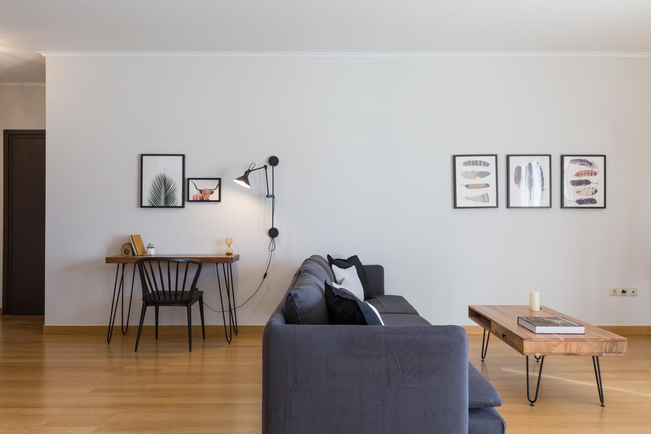 Stylish And Spacious 2Bd - Thiseio By Upstreet アテネ エクステリア 写真